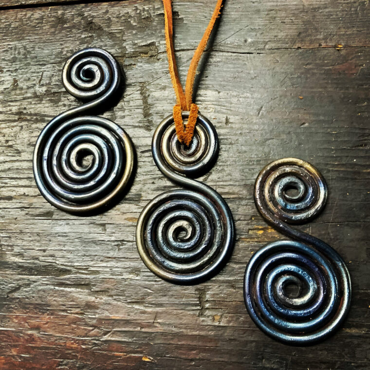 Pictish Double Swirl Pendant - Image 2
